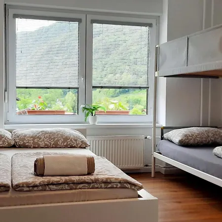Loyd, Tolmin - Na Soci Apartament *