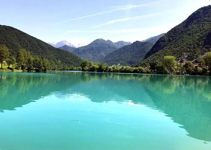 Loyd, Tolmin - Na Soci アパート *