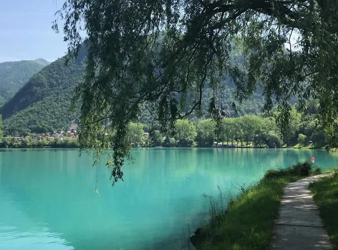 Loyd, Tolmin - Na Soci モスト ナ ソシ